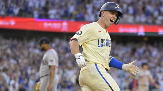 Smith's 11th-inning single walks off win, Jansen blows save  taken Dodger Stadium (Los Angeles Dodgers)