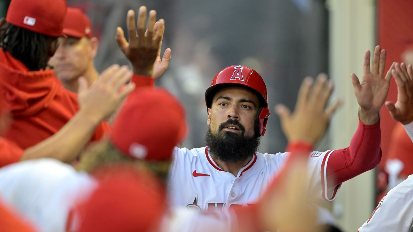 Rendon to have hip surgery and other notes from first day of Angels ...