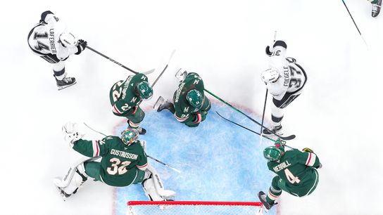 Lewis, Kings have no problem with Wild (Los Angeles Kings)