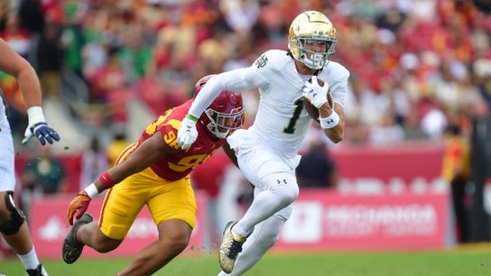 USC Notebook: Defensive coordinator D'Anton Lynn is looking to answer one question come season opener taken at USC (USC)