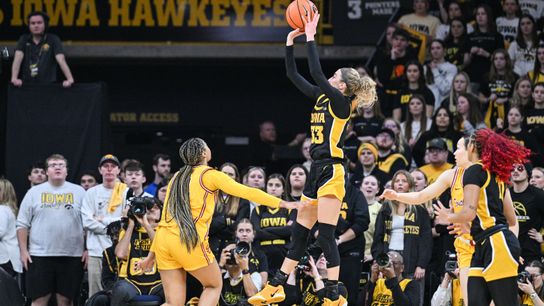 Iowa upsets No. 4 USC, snaps 15-game winning streak taken in Iowa City (USC)