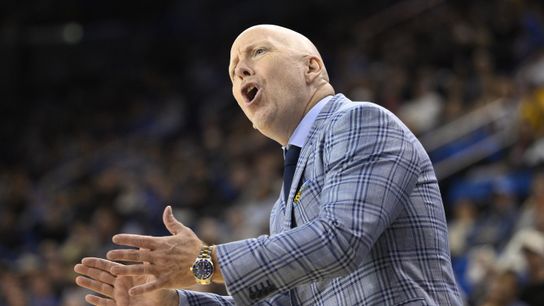 Minnesota holds off UCLA 78-73 as Gophers shoot 58 percent at Williams Arena taken at Williams Arena (UCLA Bruins)