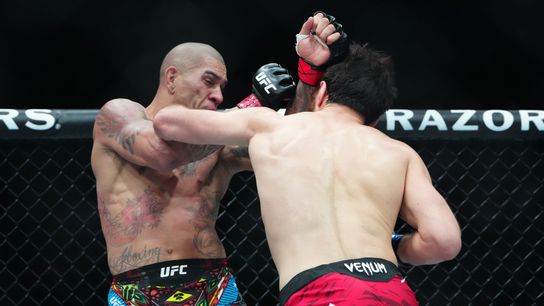 Pereira falters in face of history, Ankalaev claims UFC Light Heavweight title taken at T-Mobile Arena (UFC)