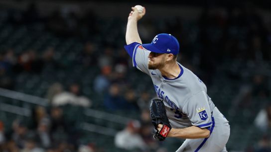 Dodgers sign Chris Stratton, DFA Ryan Loutos taken in Los Angeles (Los Angeles Dodgers)