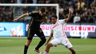 TST en Español: LAFC rescata empate en Casa y LA Galaxy sufre una nueva derrota  taken at BMO Stadium (LAFC). Photo by Kiyoshi Mio-Imagn Images
