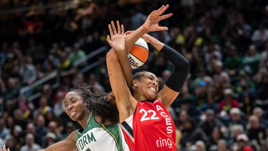 Aces fall flat in concerning loss at Seattle taken at Climate Pledge Arena (Las Vegas Aces)