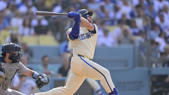 Dodgers demolish Yankees behind Max Muncy's two-homer barrage taken at Dodger Stadium (Los Angeles Dodgers)