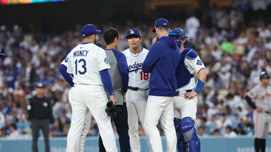 Yoshinobu Yamamoto struggles with command as Giants take