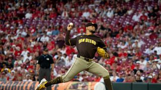 Sheets powers Padres to comeback win in Cincy, 6-4 taken at Great American Ball Park  (San Diego Padres)
