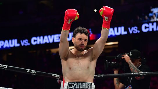 Julio César Chávez Jr. arrested by ICE over alleged cartel ties, weapons trafficking warrant in Mexico taken in Studio City, Calif. (Boxing)