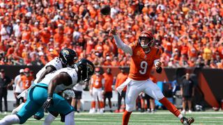 NFL Fantasy Football Week 13 Start 'Em, Sit 'Em taken in San Diego (NFL). Photo by Joseph Maiorana-Imagn Images
