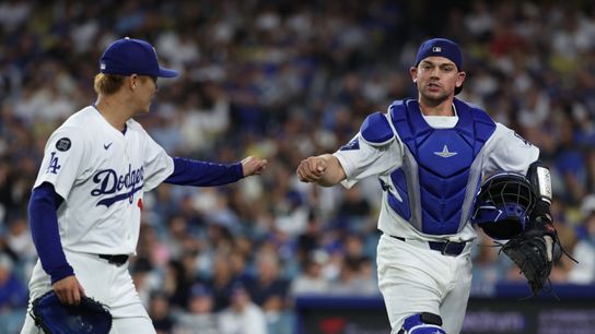 Dodgers hold off Giants, extend NL West lead to three games taken at Dodger Stadium (Los Angeles Dodgers)