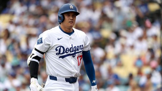 Giants beat Dodgers, Roberts says Roki Sasaki will join team in Arizona taken at Dodger Stadium (Los Angeles Dodgers)