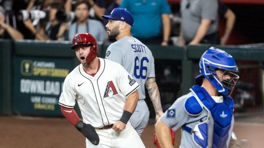 Roberts makes the same mistake and it costs the Dodgers a crucial win taken at Chase Field (Los Angeles Dodgers)