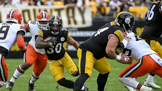 Oct 12, 2025; Pittsburgh, Pennsylvania, USA; Pittsburgh Steelers running back Jaylen Warren (30) attempts to run the ball during the second quarter at Acrisure Stadium.