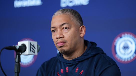 Tyronn Lue's road silence highlights shrinking media footprint as Clippers traveling beat writers disappear taken in Los Angeles (Los Angeles Clippers)