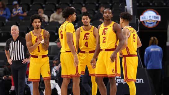USC advances to Maui Invitational Championship game with nail biter win against Seton Hall taken at Maui (USC)