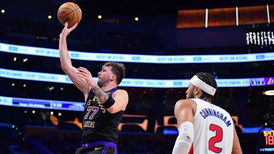 Luka Dončić, Cade Cunningham ruled eligible for NBA awards; Anthony Edwards challenge denied taken in Los Angeles (Los Angeles Lakers). Photo by Gary A. Vasquez-Imagn Images