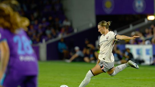 Angel City ends winning streak, falls 2-1 against Orlando Pride. Photo by Russell Lansford-Imagn Images