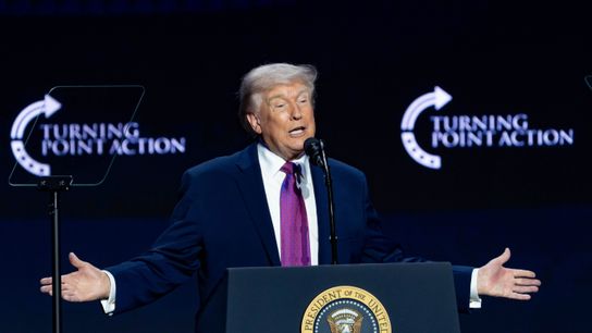 Seeing the speed of the 'blur' shooter from Los Angeles, Donald Trump said, “The NFL should sign him up” taken in Los Angeles (NFL)