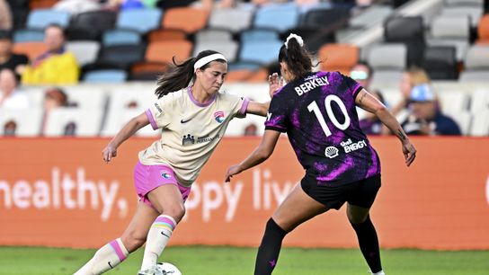 Wave FC’s Trinity Byars delivers a stoppage-time equalizer in Houston taken at Shell Energy Stadium (San Diego Wave FC). Photo by Maria Lysaker-Imagn Images