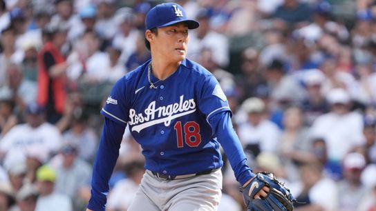 Los Angeles Dodgers pitcher Yoshinobu Yamamoto (18) throws the ball against the Chicago White Sox during the fifth inning at Rate Field. 