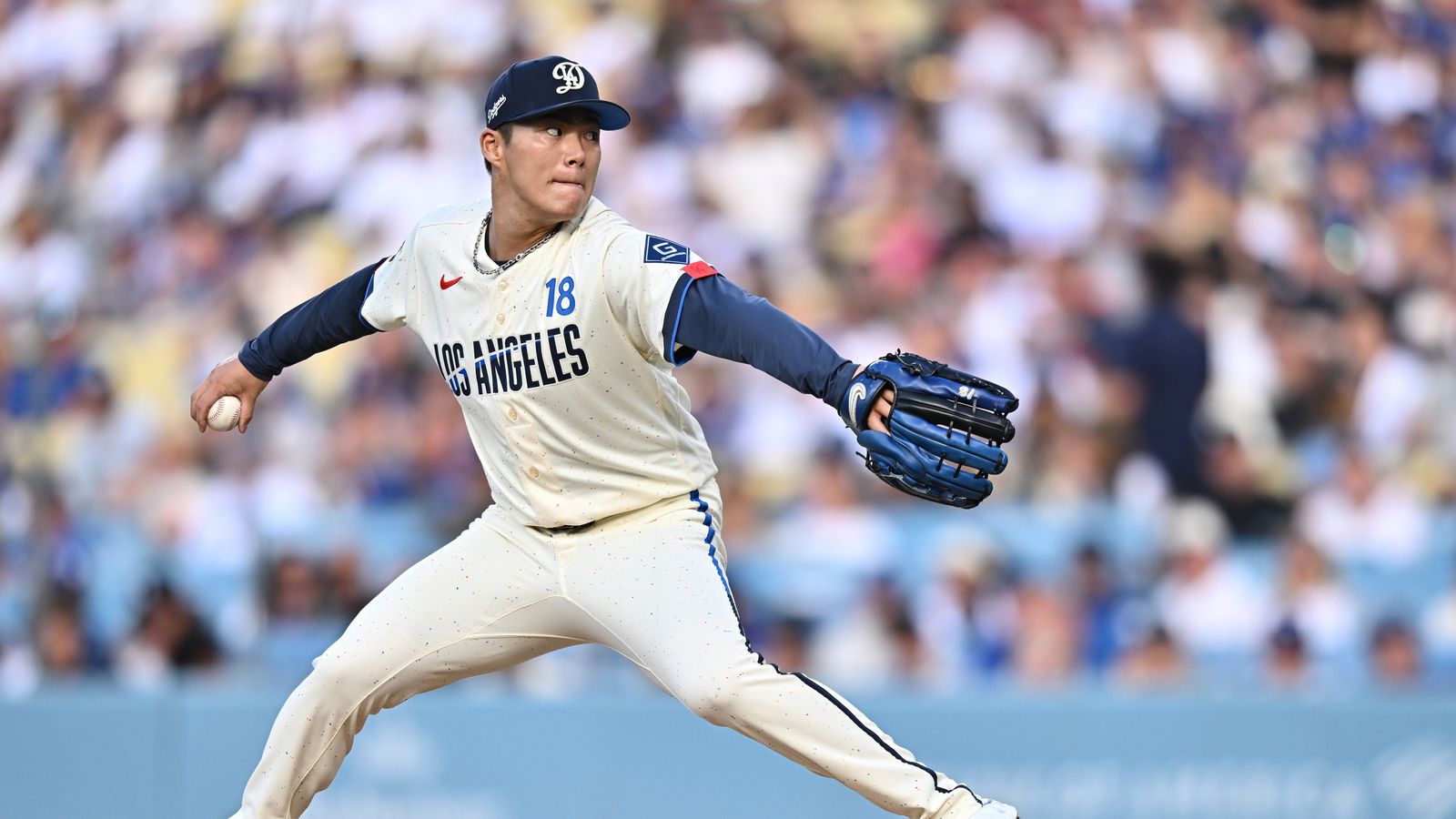 Straight Talk: Yamamoto stumbles in 5-run 6th as Dodgers fall to D