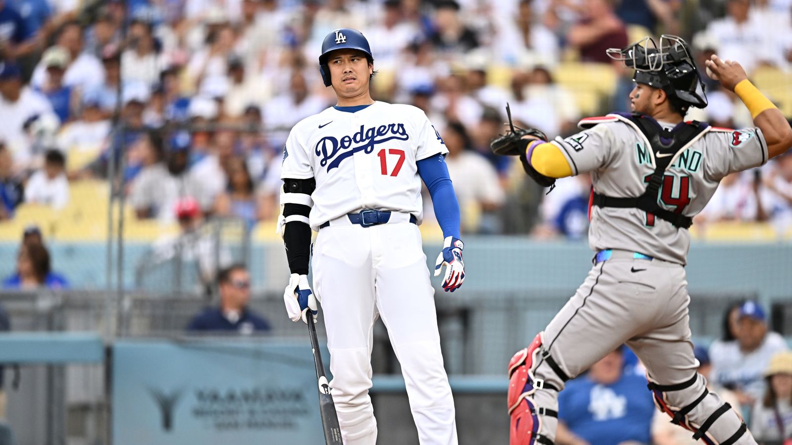 値段交渉OK！Dodger Stadium 40th記念ボール Dodgers 値段交渉OK