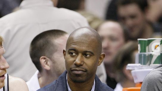 Wooden Award Flashback: T.J. Ford helps turn Texas into a basketball school  taken in Los Angeles (Wooden Award)