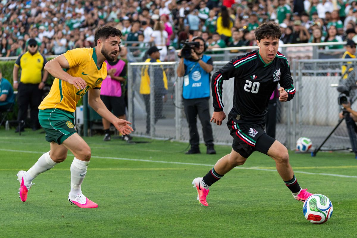 Mexican National Team left wing back Mateo Chavez Garcia (20), chases down the ball during an International Friendly against Australia on May 30th, 2026 in Pasadena, California. Mexican National Team left wing back Mateo Chavez Garcia (20), chases down the ball during an International Friendly against Australia on May 30th, 2026 in Pasadena, California.
