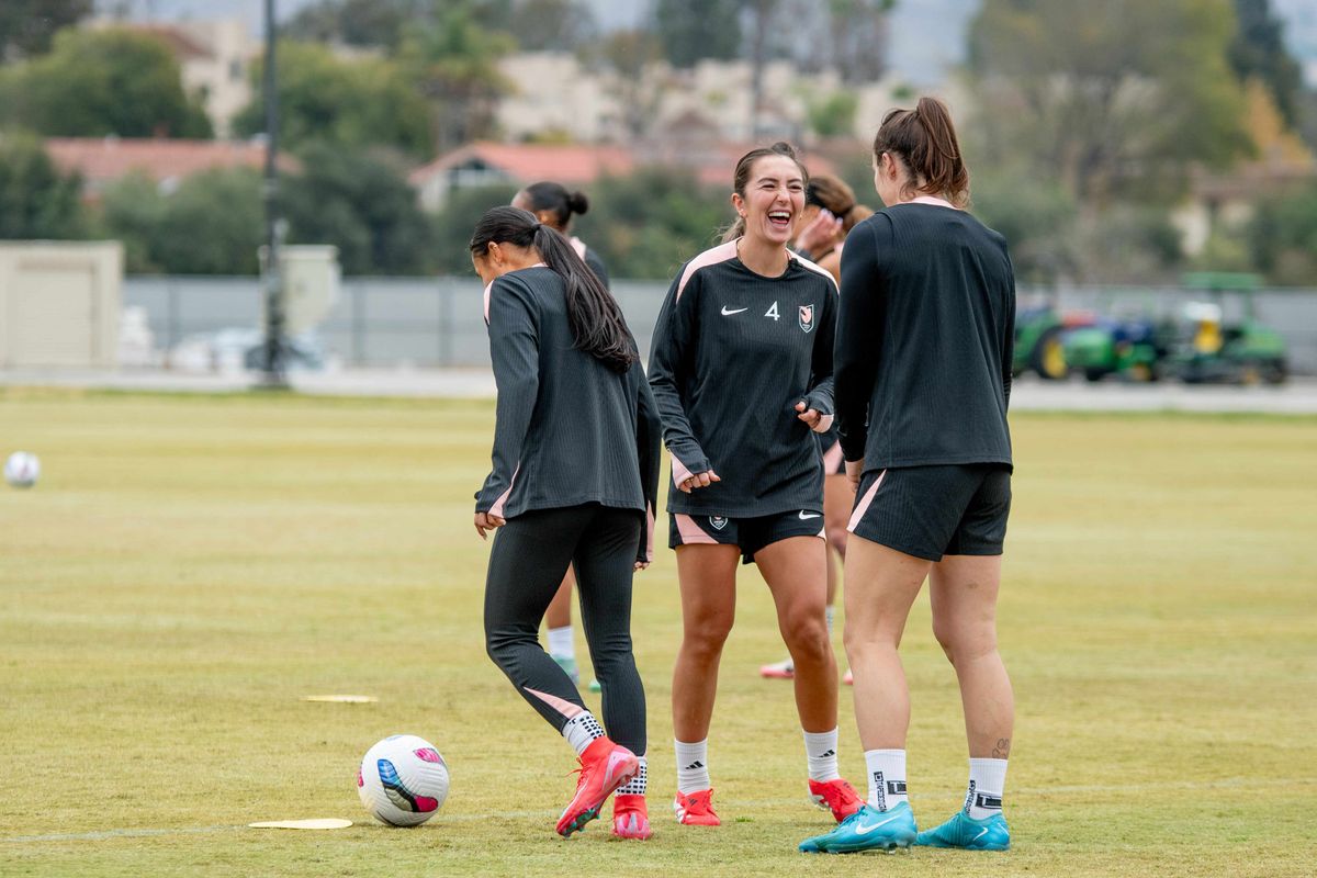 Angel City FC during practice outside the performance center, Thursday January 30, 2025 in Thousand Oaks, Calif. Angel City FC during practice outside the performance center, Thursday January 30, 2025 in Thousand Oaks, Calif.