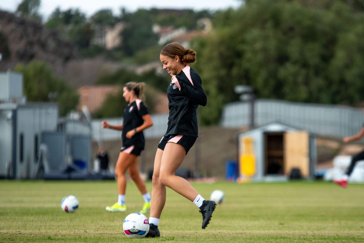 Angel City FC defender Savy King during practice outside the performance center, Friday February 14, 2025 in Thousand Oaks, Calif.