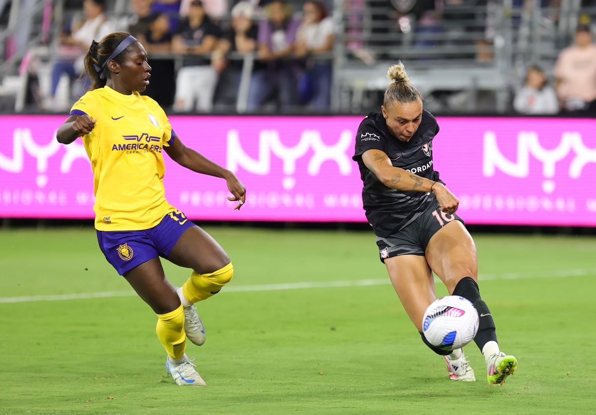 Angel City FC defender (16) M.A. Vignola kicks the ball downfield against the Utah Royals on May 9, 2024 in Los Angeles, CA.