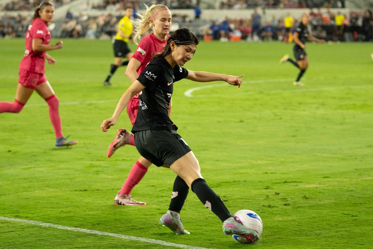 Angel City FC defender Miyabi Moriya (29) passes the ball in an NWSL game against the NC Courage  on Saturday June 14th, 2025 in Los Angeles, California. 