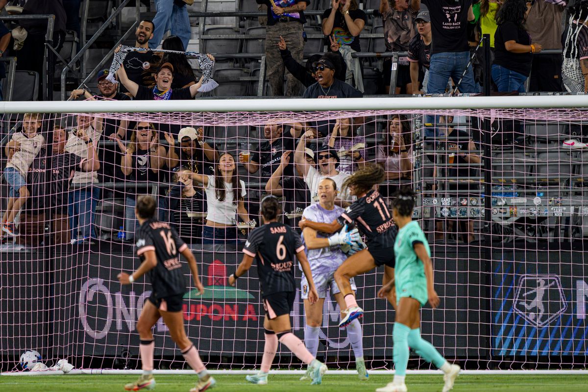 Angel City FC fans celebrating an intense save by goalkeeper Angela Anderson (19) during an NWSL game against the Kansas City Current on Wednesday May 20th, 2026 in Los Angeles, California.