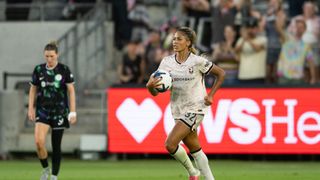 Angel City ends win streak with 2-1 loss to Louisville  taken at BMO Stadium (Angel City FC). Photo by Edwin So - The Sporting Tribune