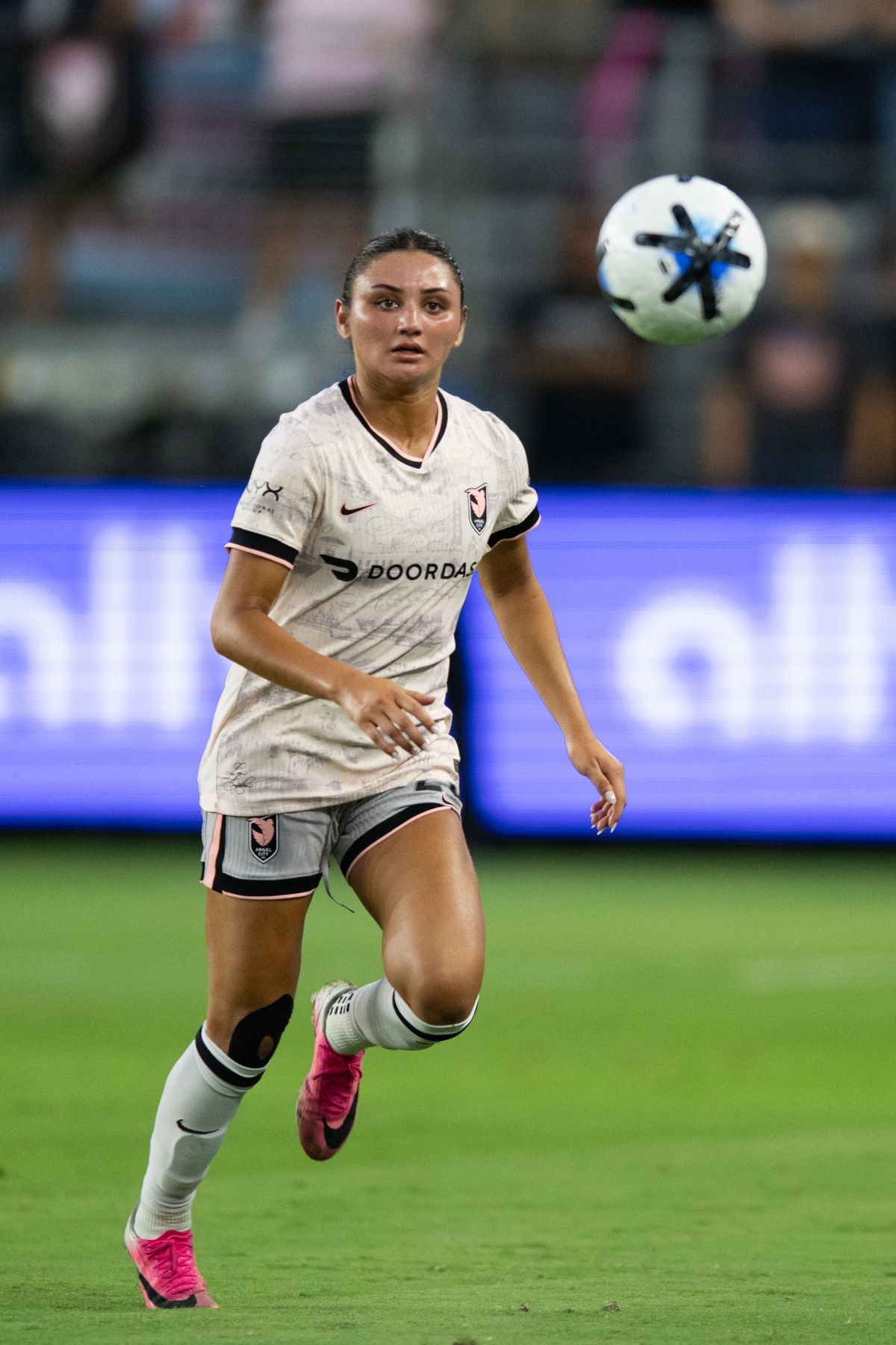 Angel City FC forward Gisele Thompson (20) watches the ball during an NWSL match between Racing Louisville FC and Angel City FC on Sunday, July 27, 2026 at BMO Stadium, Los Angeles Calif