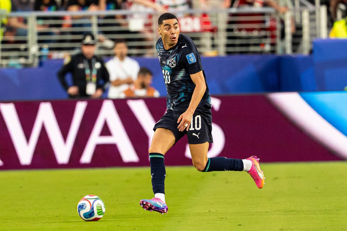 Miguel Almiron (19) of Paraguay during a 2026 FIFA World Cup match against Paraguay, Friday June 19th, 2026 in Santa Clara, Calif.