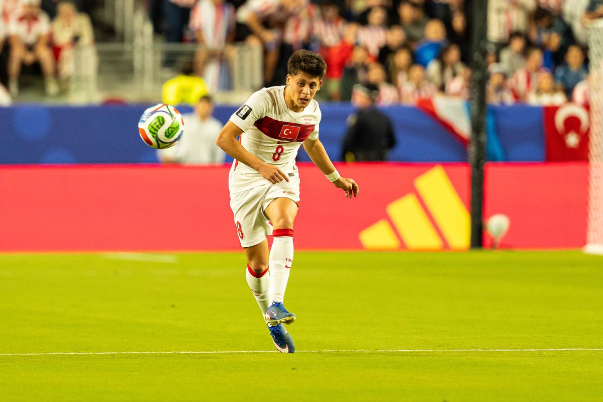 Arda Guler (8) of Turkiye kicks the ball during a 2026 FIFA World Cup match against Paraguay, Friday June 19th, 2026 in Santa Clara, Calif.