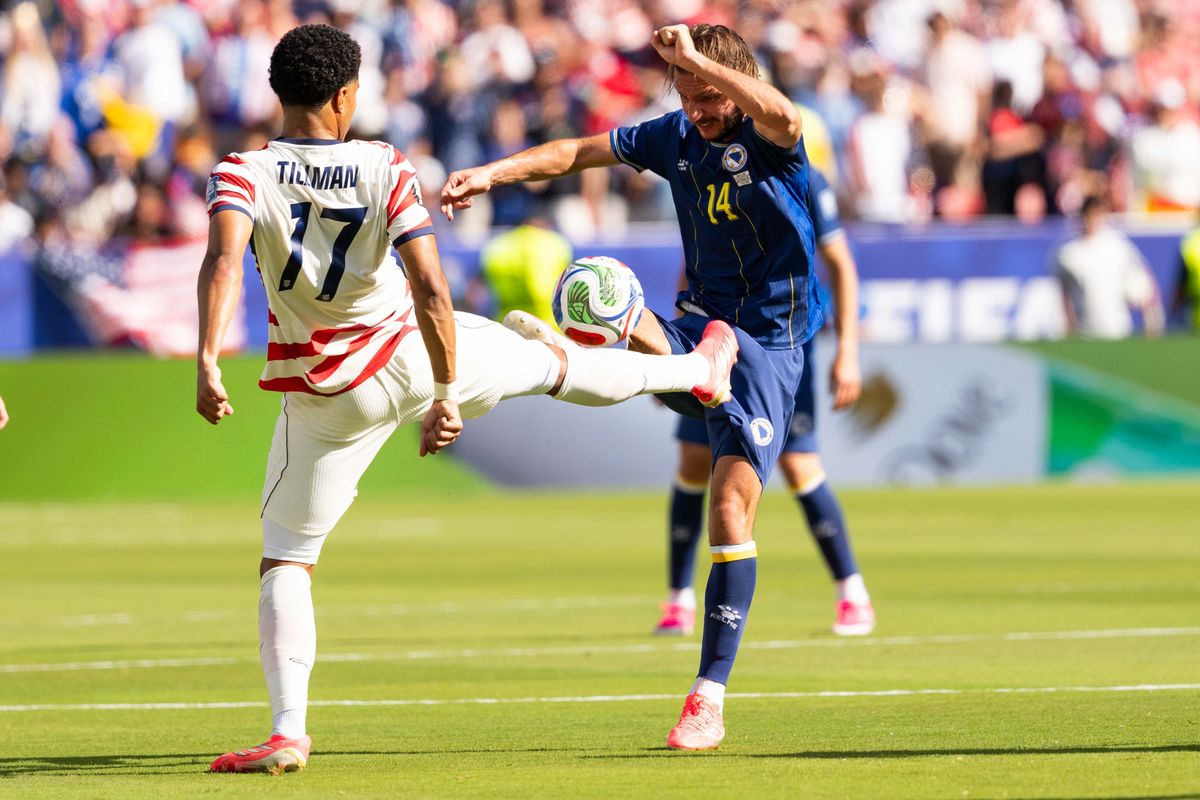Malik Tillman (17) of USA kicks the ball during a 2026 FIFA World Cup match against Bosnia and Herzegovina, Wednesday July 1st, 2026 in Santa Clara, Calif. Malik Tillman (17) of USA kicks the ball during a 2026 FIFA World Cup match against Bosnia and Herzegovina, Wednesday July 1st, 2026 in Santa Clara, Calif.