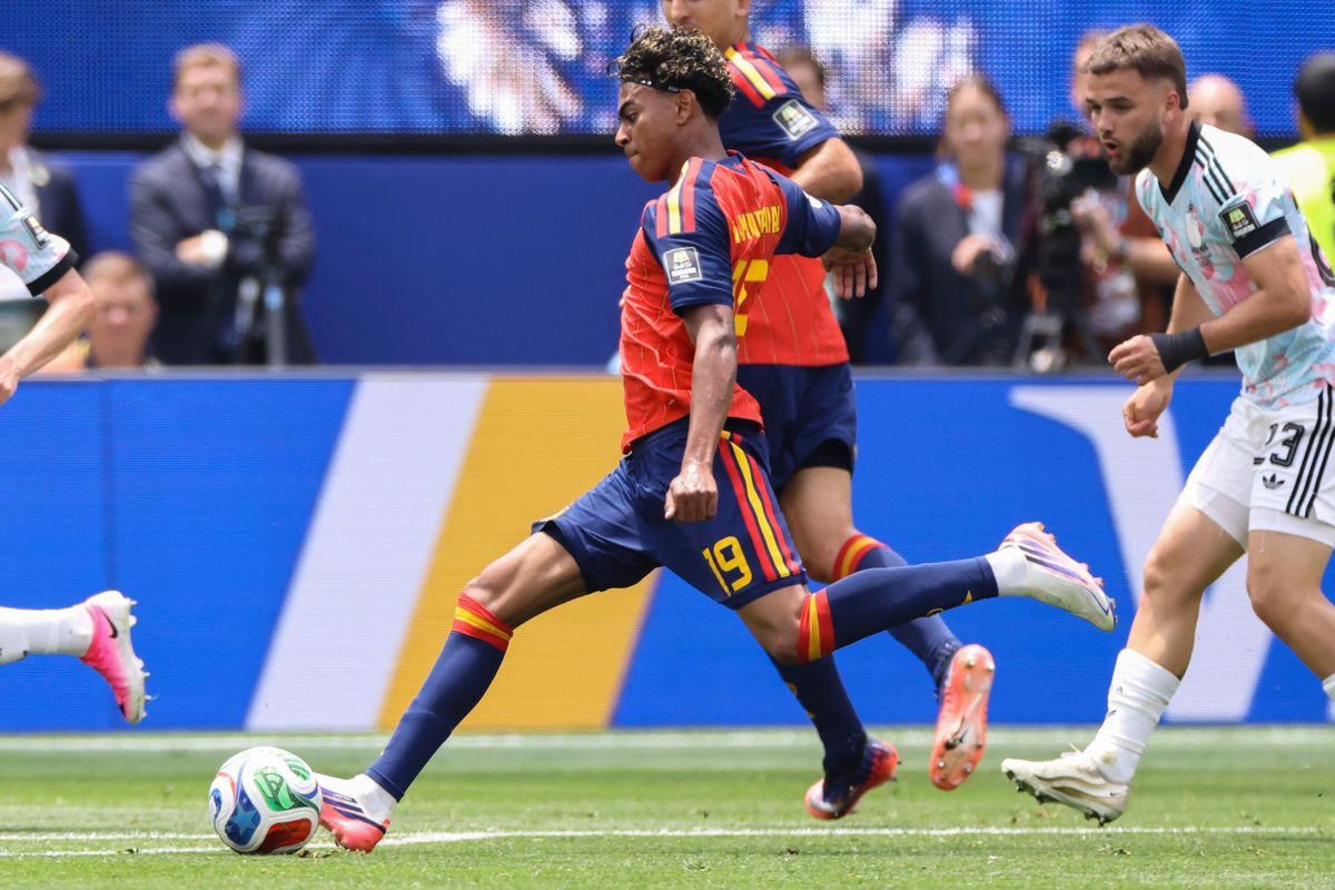 Lamine Yamal #19 of Spain kicks the ball during a FIFA World Cup 2026 match against Belgium, Friday July 10, 2026 in Inglewood, Calif. Lamine Yamal #19 of Spain kicks the ball during a FIFA World Cup 2026 match against Belgium, Friday July 10, 2026 in Inglewood, Calif.