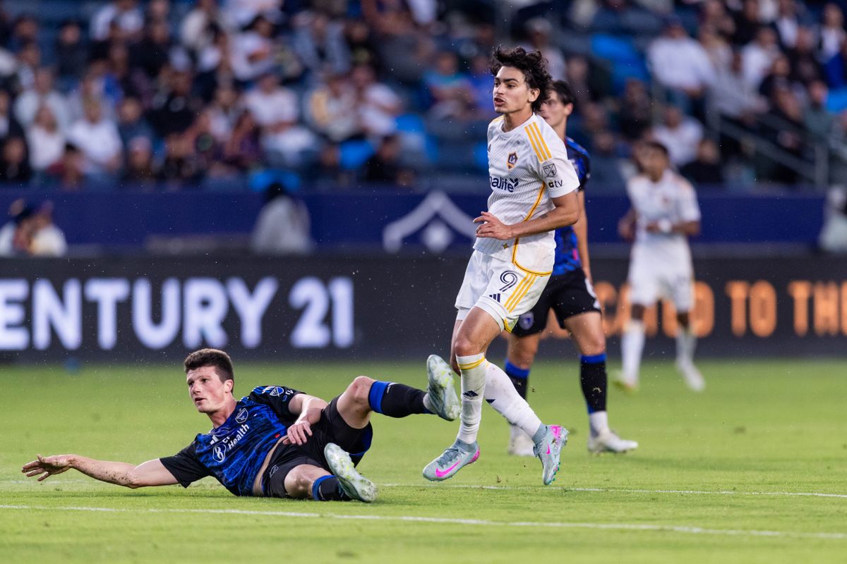 Los Angeles Galaxy forward Matheus Nascimento (9) attempts goal during the game against the San Jose Earthquakes on Wednesday, May 28, 2025, at Dignity Health Sports Park in Carson, CA.