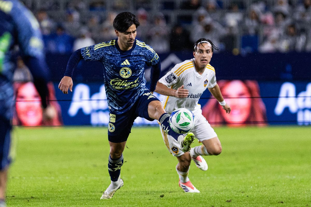 Club America Forward Victor Davila (11) receives the ball during a friendly match against LA Galaxy at Dignity Health Sports Park on November 15, 2025 in Carson, California.