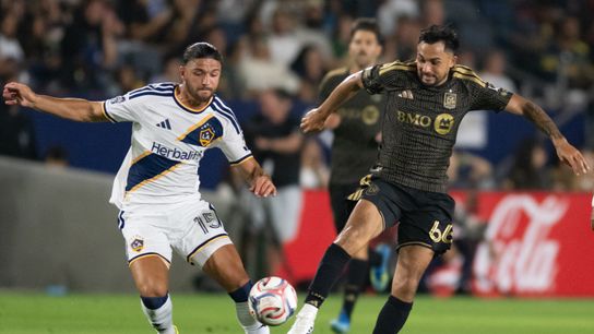 LA Galaxy crumbles in El Tráfico as scoring streak comes to an end