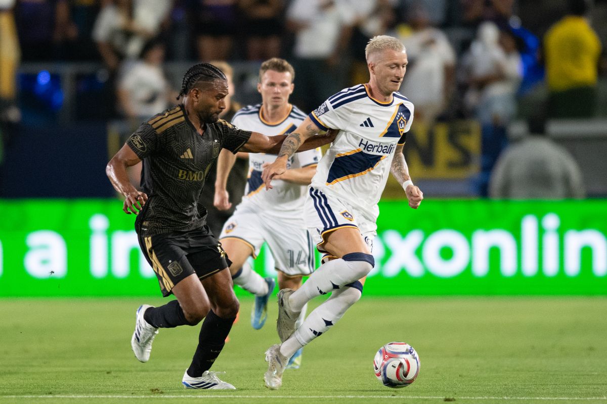 LA Galaxy midfielder Marco Reus (18) controls the ball during an MLS match between LAFC and LA Galaxy on Friday, July 17, 2026 at Dignity Health Sports Park in Carson, Calif LA Galaxy midfielder Marco Reus (18) controls the ball during an MLS match between LAFC and LA Galaxy on Friday, July 17, 2026 at Dignity Health Sports Park in Carson, Calif