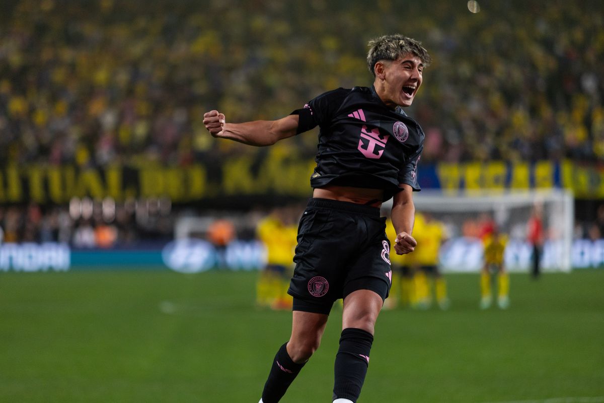 Inter Miami midfielder Santiago Morales (81) celebrates after scoring a game winning penalty shot during a soccer friendly match between Inter Miami and Club América, Saturday January 18, 2025 in Las Vegas, Nev.