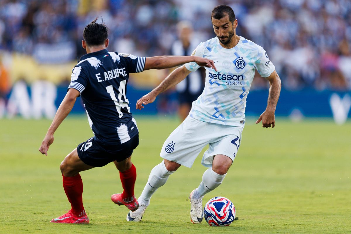 Emerson Royal #22 of Milan dribbles against Erick Aguirre #14 of Monterrey during the FIFA Club World Cup 2025 group B match at Rose Bowl Stadium on June 17, 2025 in Pasadena, California. Emerson Royal #22 of Milan dribbles against Erick Aguirre #14 of Monterrey during the FIFA Club World Cup 2025 group B match at Rose Bowl Stadium on June 17, 2025 in Pasadena, California.