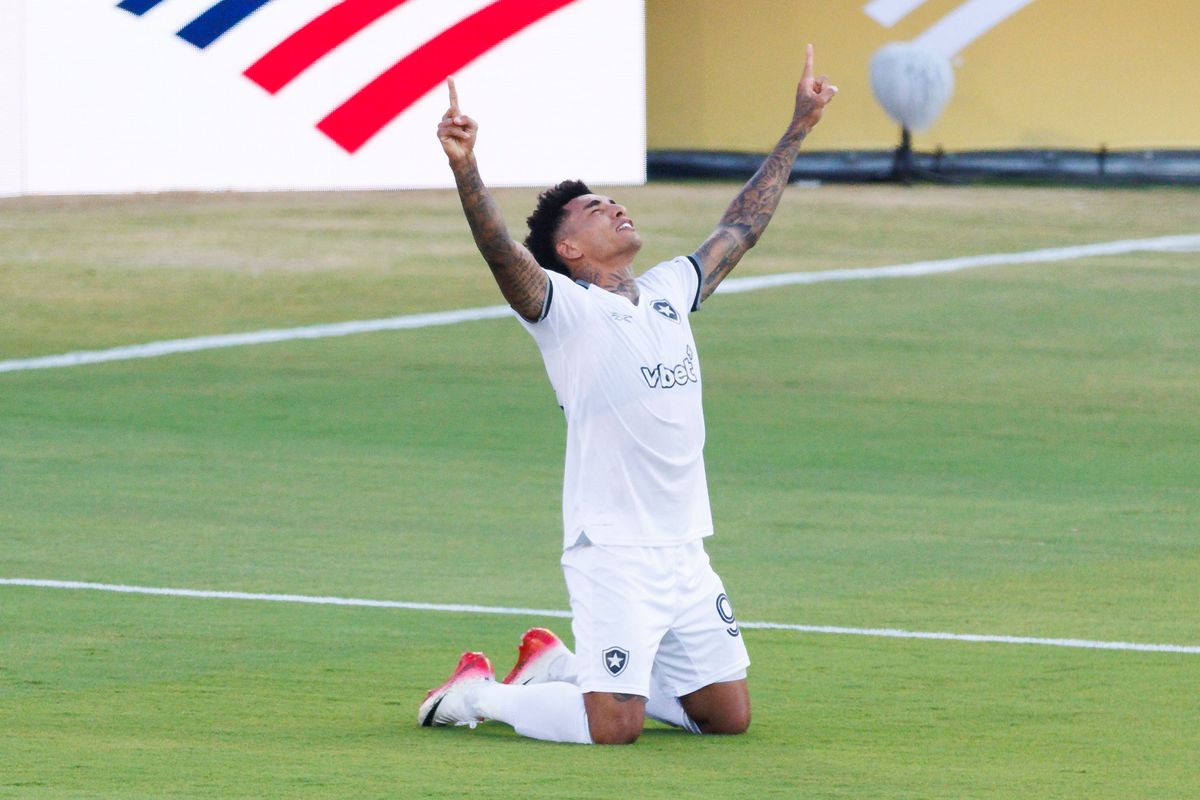 Botafogo forward Igor Jesus (99) celebrates his goal in the first half during the FIFA Club World Cup 2025 group B match against Paris Saint-Germain at Rose Bowl Stadium on June 19, 2025 in Pasadena, California.