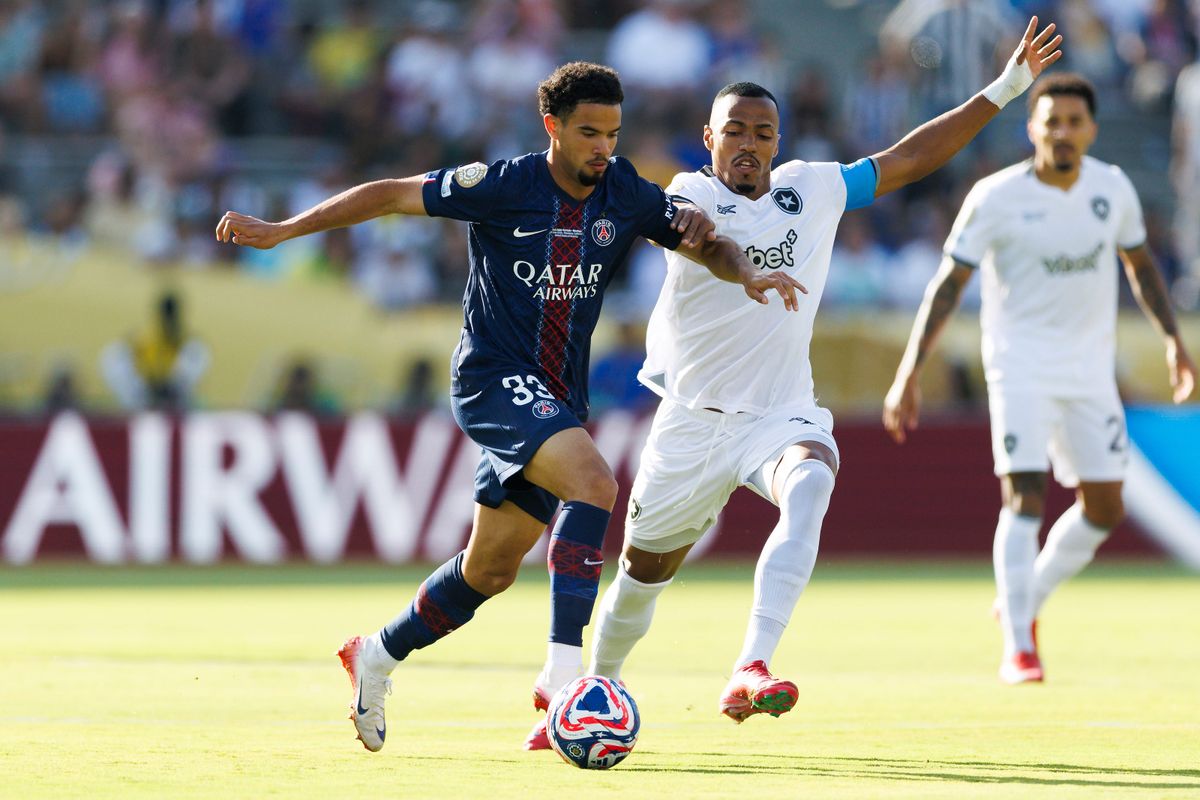 Paris Saint-Germain midfielder Warren Zaïre-Emery (33) dribbles the ball during the FIFA Club World Cup 2025 group B match against Botafogo at Rose Bowl Stadium on June 19, 2025 in Pasadena, California.