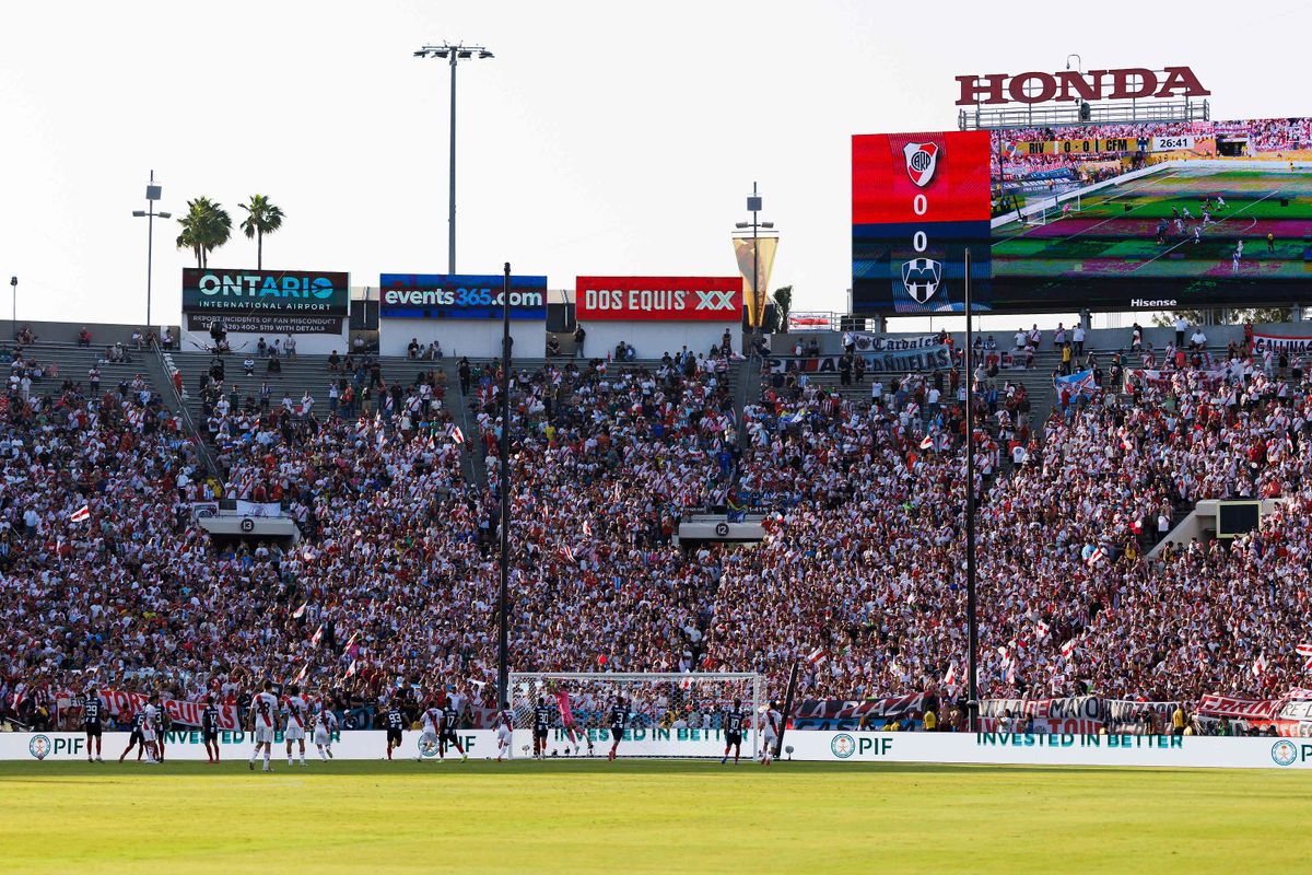 Esteban Andrada #1 of Monterrey makes a save in the first half during the FIFA Club World Cup 2025 group match against River Plate at Rose Bowl Stadium on June 21, 2025 in Pasadena, California. Esteban Andrada #1 of Monterrey makes a save in the first half during the FIFA Club World Cup 2025 group match against River Plate at Rose Bowl Stadium on June 21, 2025 in Pasadena, California.